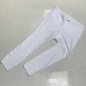 White jean leggings. *Soft and stretchy*